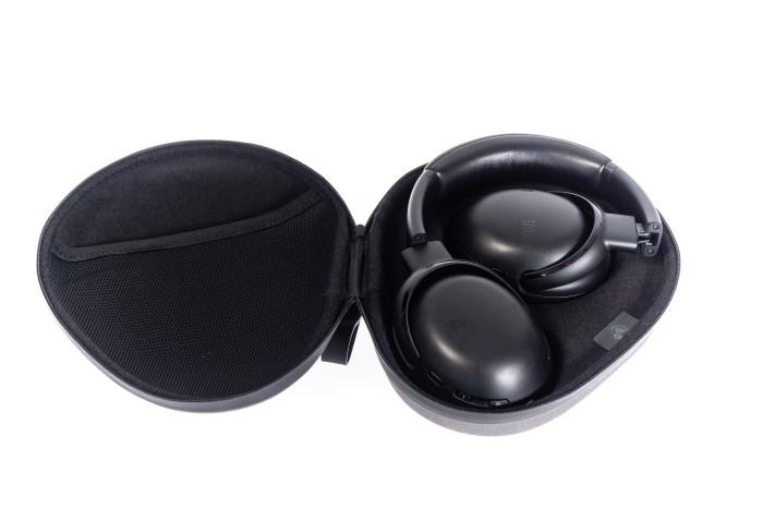  JBL TOUR ONE M3 2