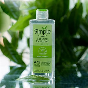 Simple Kind to Skin Soothing Facial Toner – 200ml 2
