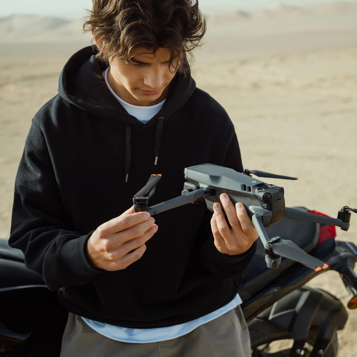DJI Mavic 3 Fly More Combo With DJI RC-N1 – Dual-Camera Hasselblad 5.1K Drone 4
