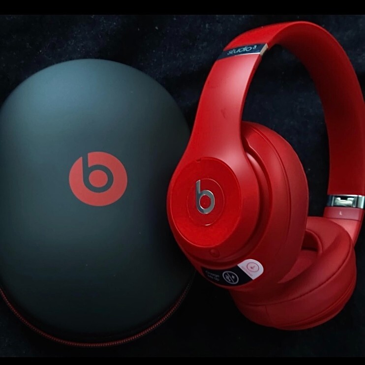 Beats Studio 3 Red 2