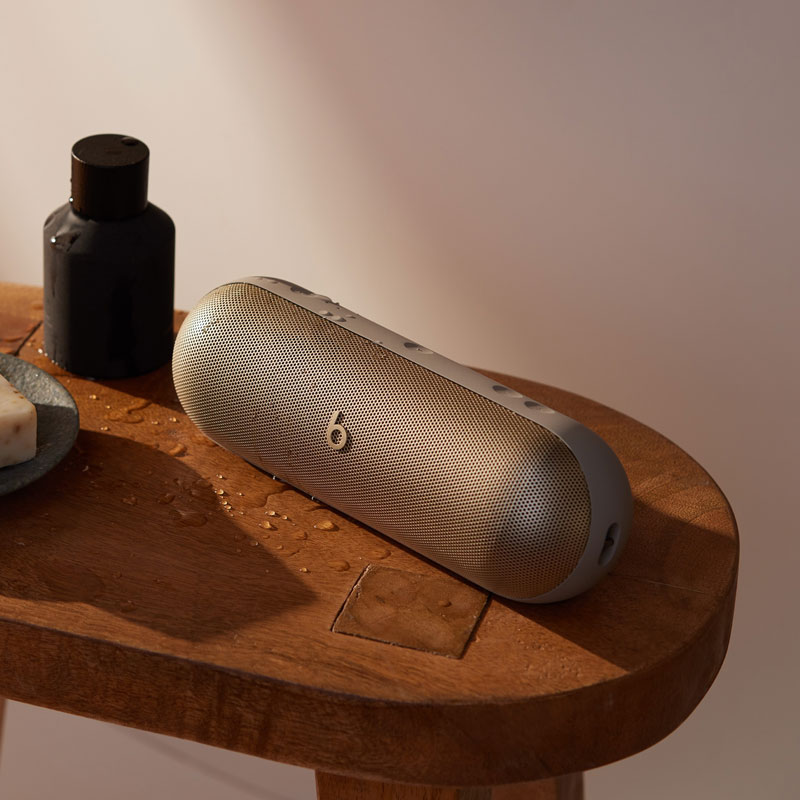 Beats Pill Brown 3