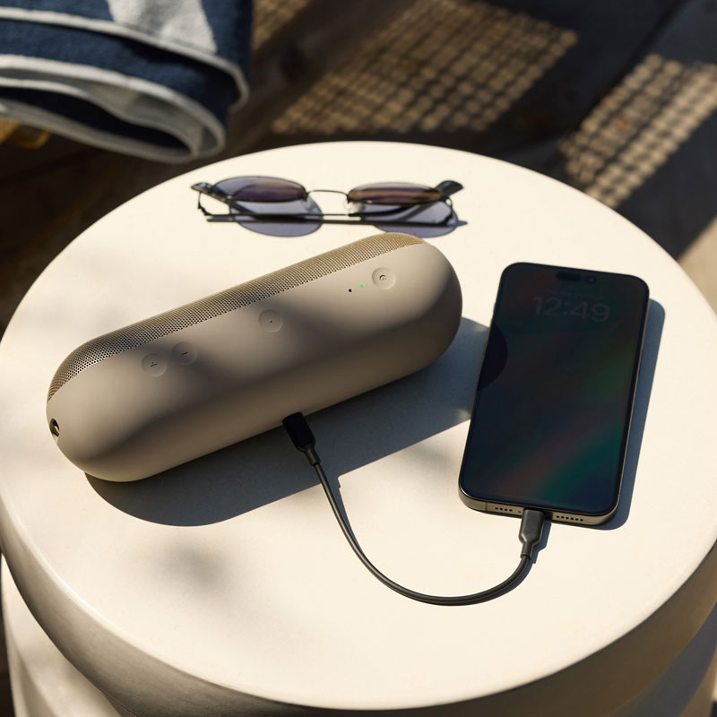 Beats Pill Brown 6