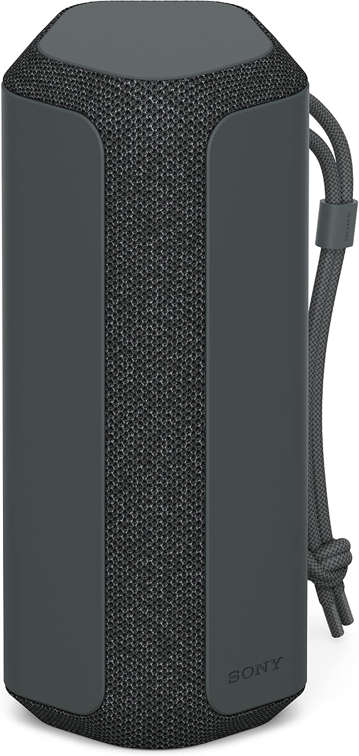 Sony XE200 3