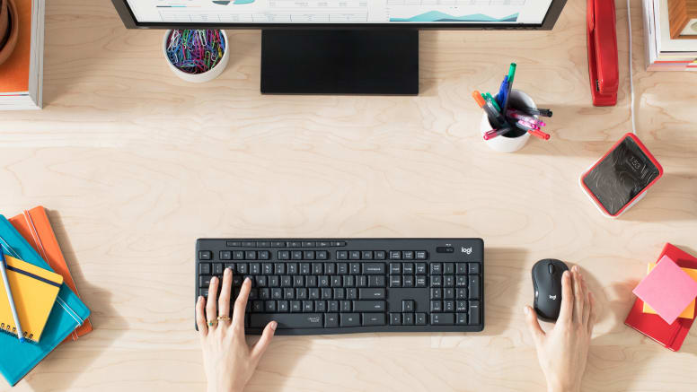 LOGITECH MK295 SILENT WIRELESS COMBO 2