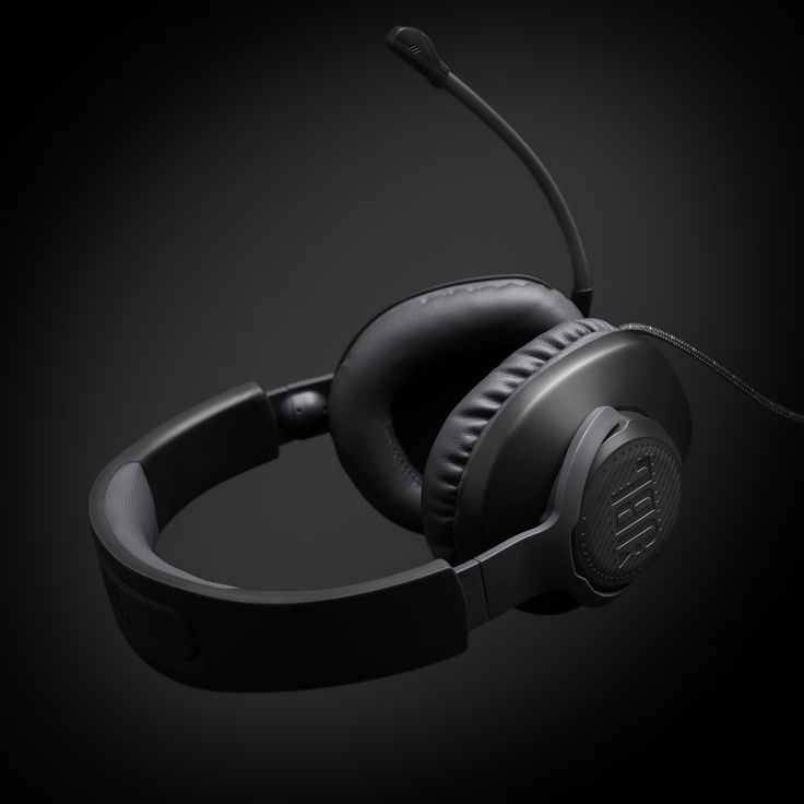  JBL Quantum 100  5